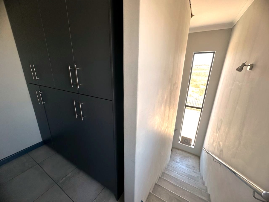 4 Bedroom Property for Sale in Country Club Western Cape